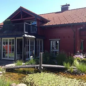 Apartment Ferienwohnung Romantik Im Roten Haus, Füssen